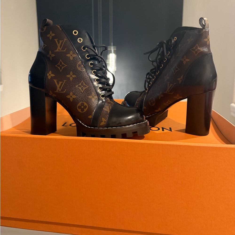 Authentic Louis Vuitton Star Trail Ankle Boot in size 39 1/2 or U.S. Women’s 9